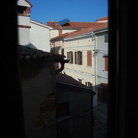 Apartments Dana Izola Esterno foto